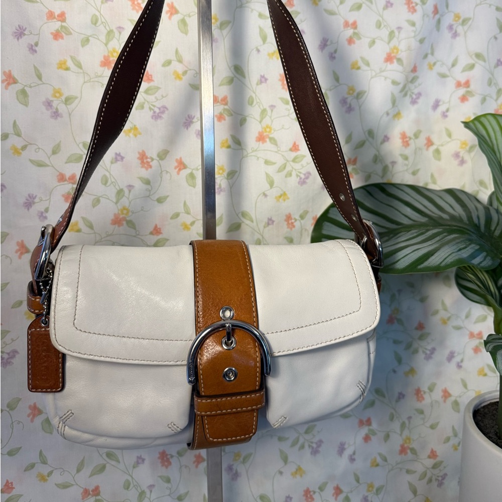 Coach White and Brown Shoulder Bag